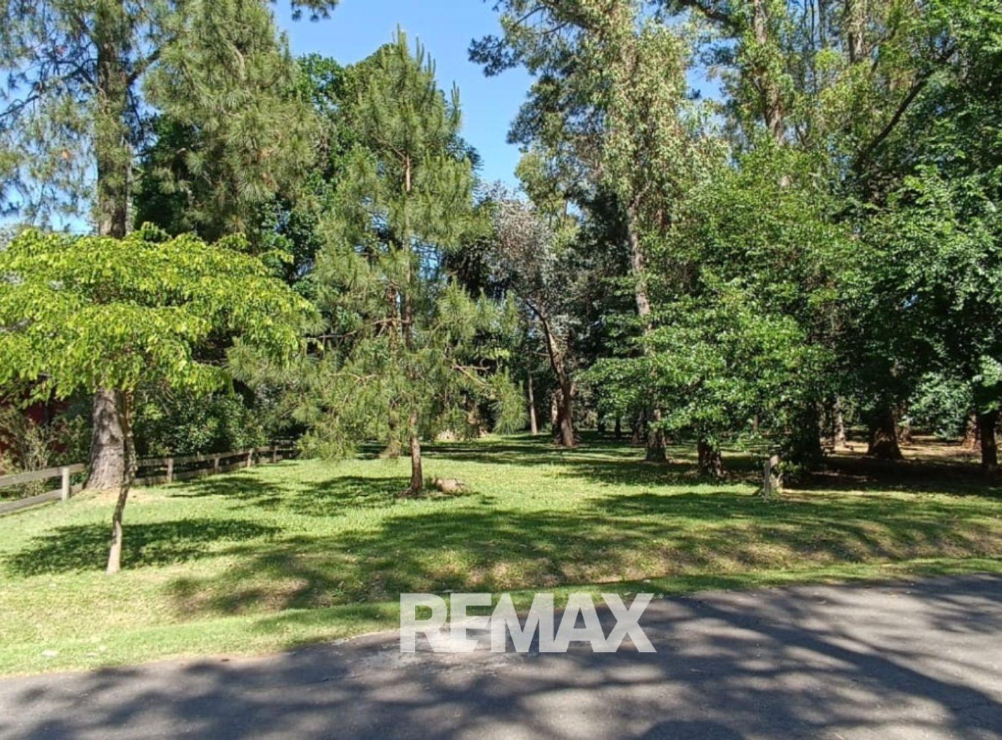Foto de Lote en venta en Barrio Cerrado Lujan 1800 mts, imagen 5
