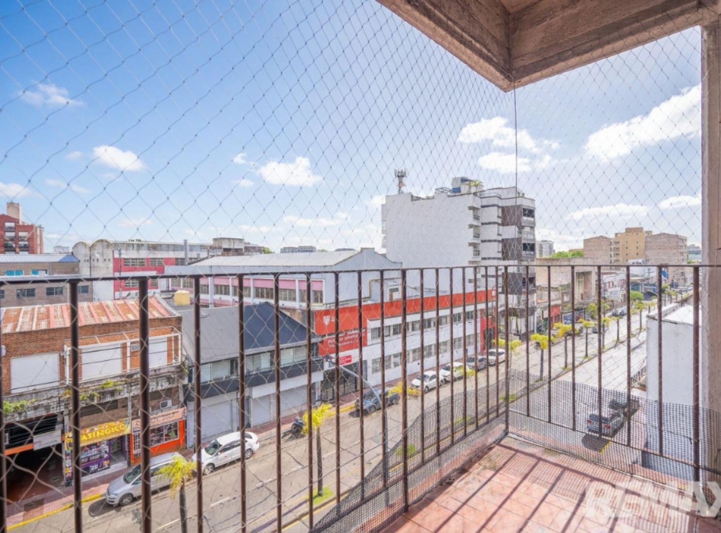 Foto de Venta depto 3 amb a refaccionar 2 balcones Tigre, imagen 2