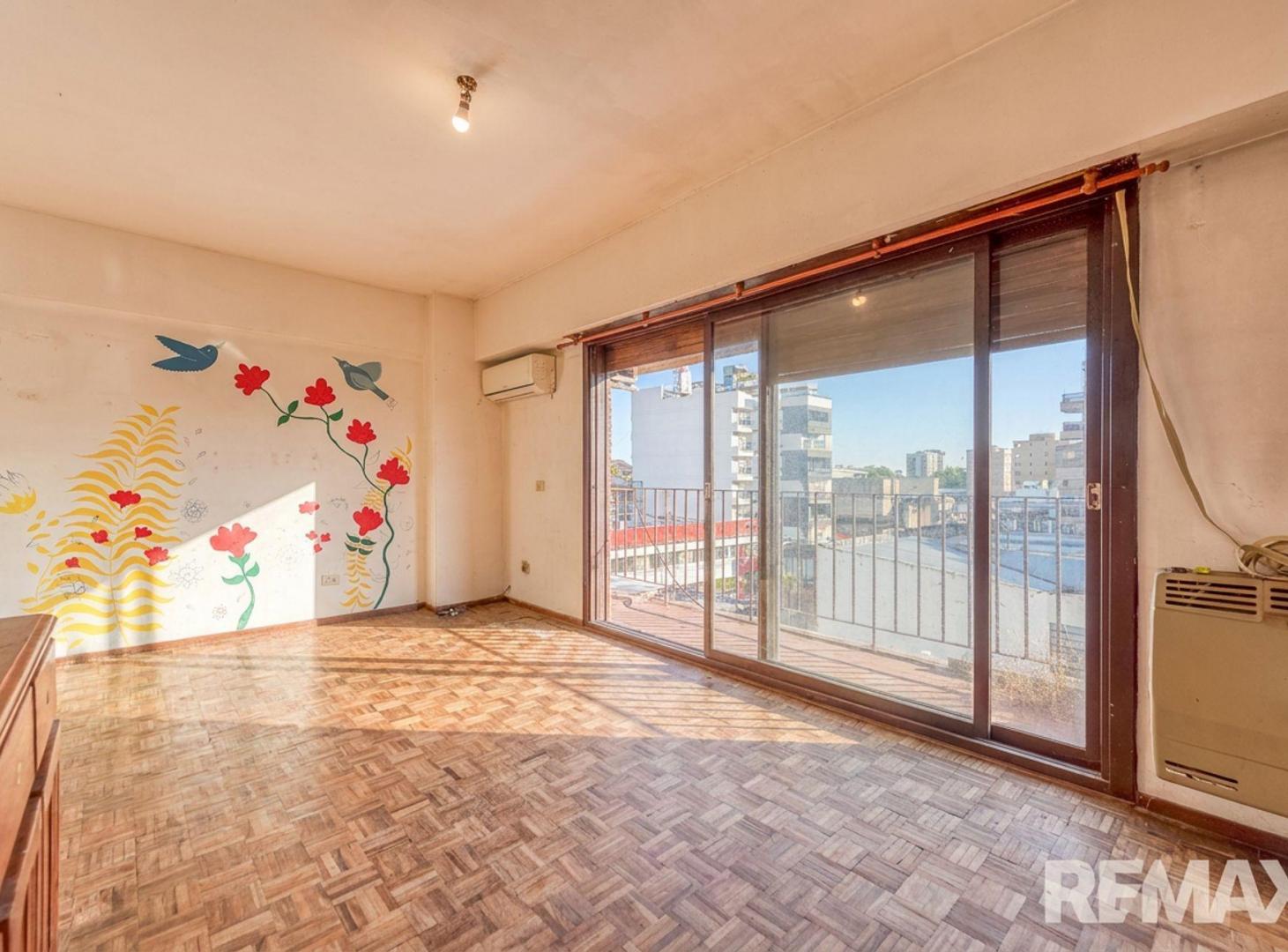 Foto de Venta depto 3 amb a refaccionar 2 balcones Tigre, imagen 3