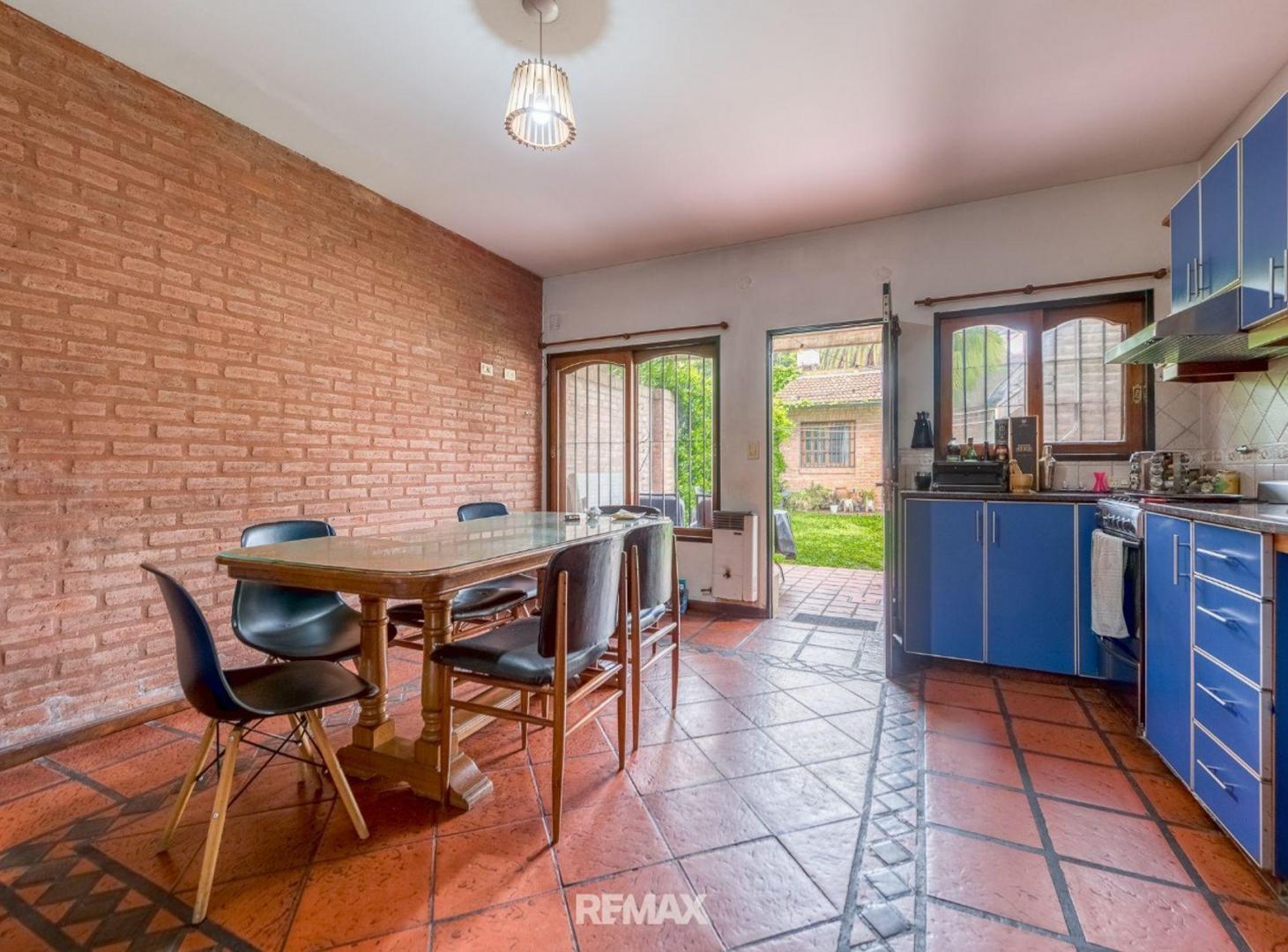 Foto de Alquiler casa/dúplex,5 amb, jardín,parrilla,Olivos, imagen 5