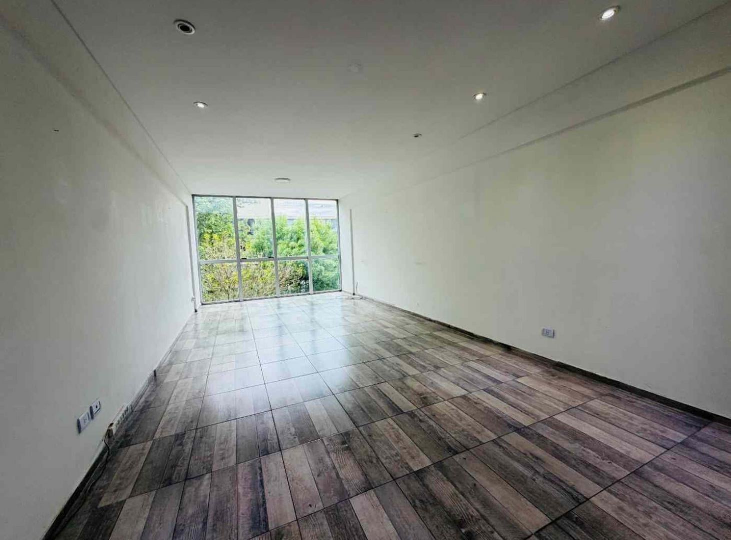 Foto de Venta oficina c coch Agora III Complejo 46 Plaza, imagen 3