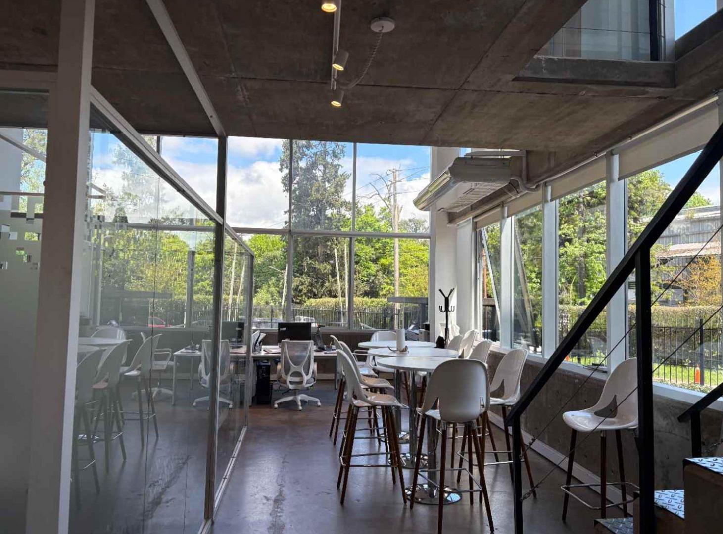 Foto de VENTA OFICINA EDIFICIO PARALELO 50 PILAR, imagen 1