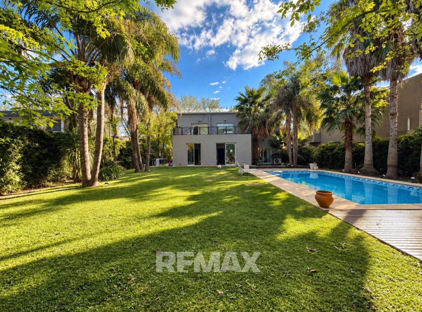 Foto de VENTA CASA LA PEREGRINA 4 HAB PILETA OPORTUNIDAD, imagen 1