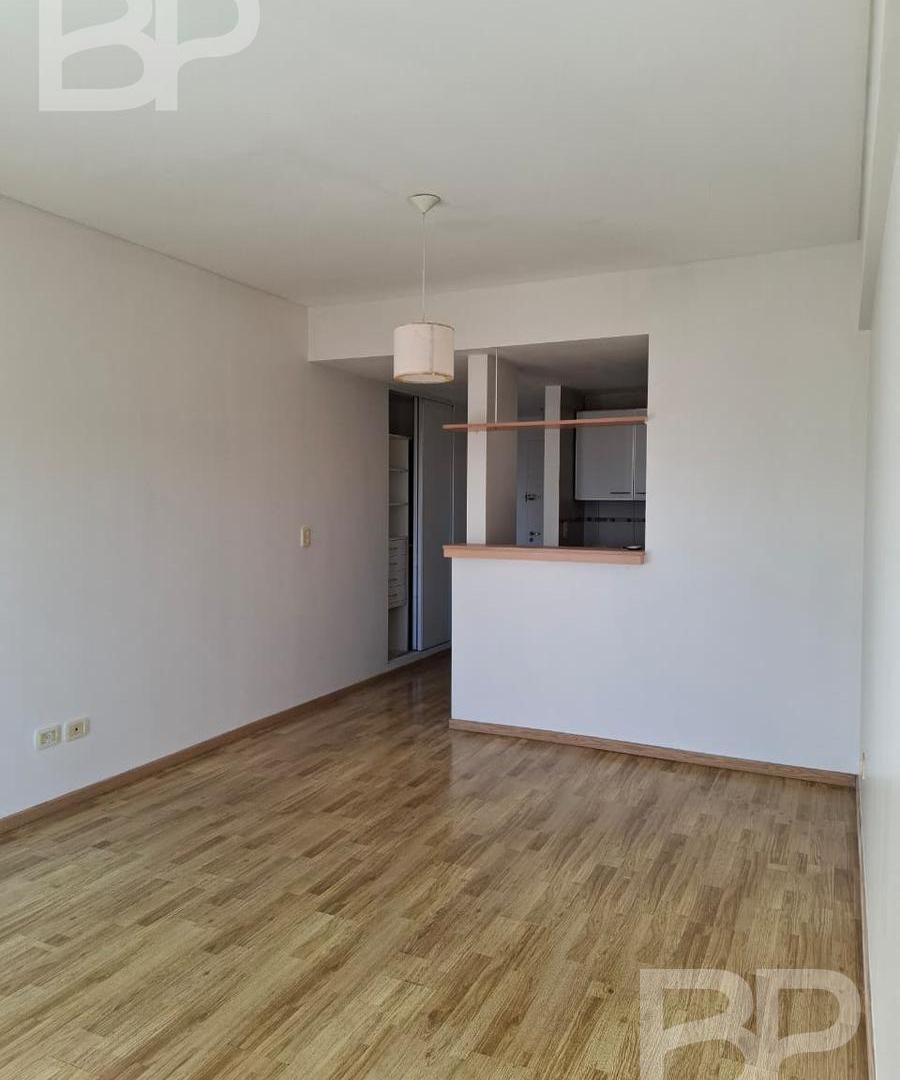 Foto de Av. Rivadavia 5885 - Monoambiente c/Vista Panoramica - Caballito, imagen 3