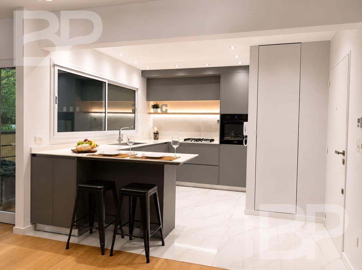 Foto de VENTA – 3 AMBIENTES CON BALCÓN Y COCHERA CUBIERTA – BELGRANO, imagen 2