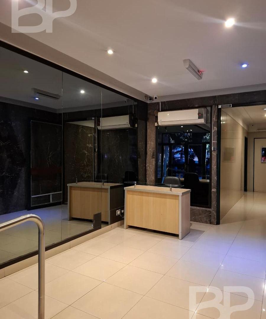 Foto de VENTA DEPARTAMENTO DOS (2) AMBIENTES - MONSERRAT, imagen 4