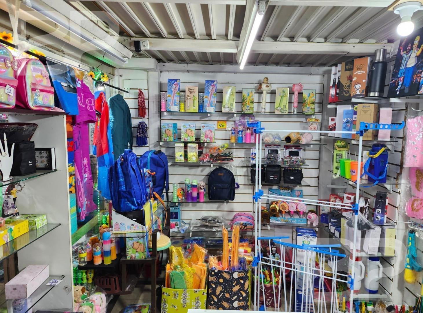 Foto de Pasteur 261 - Alquiler Local en Galeria - Balvanera, imagen 5