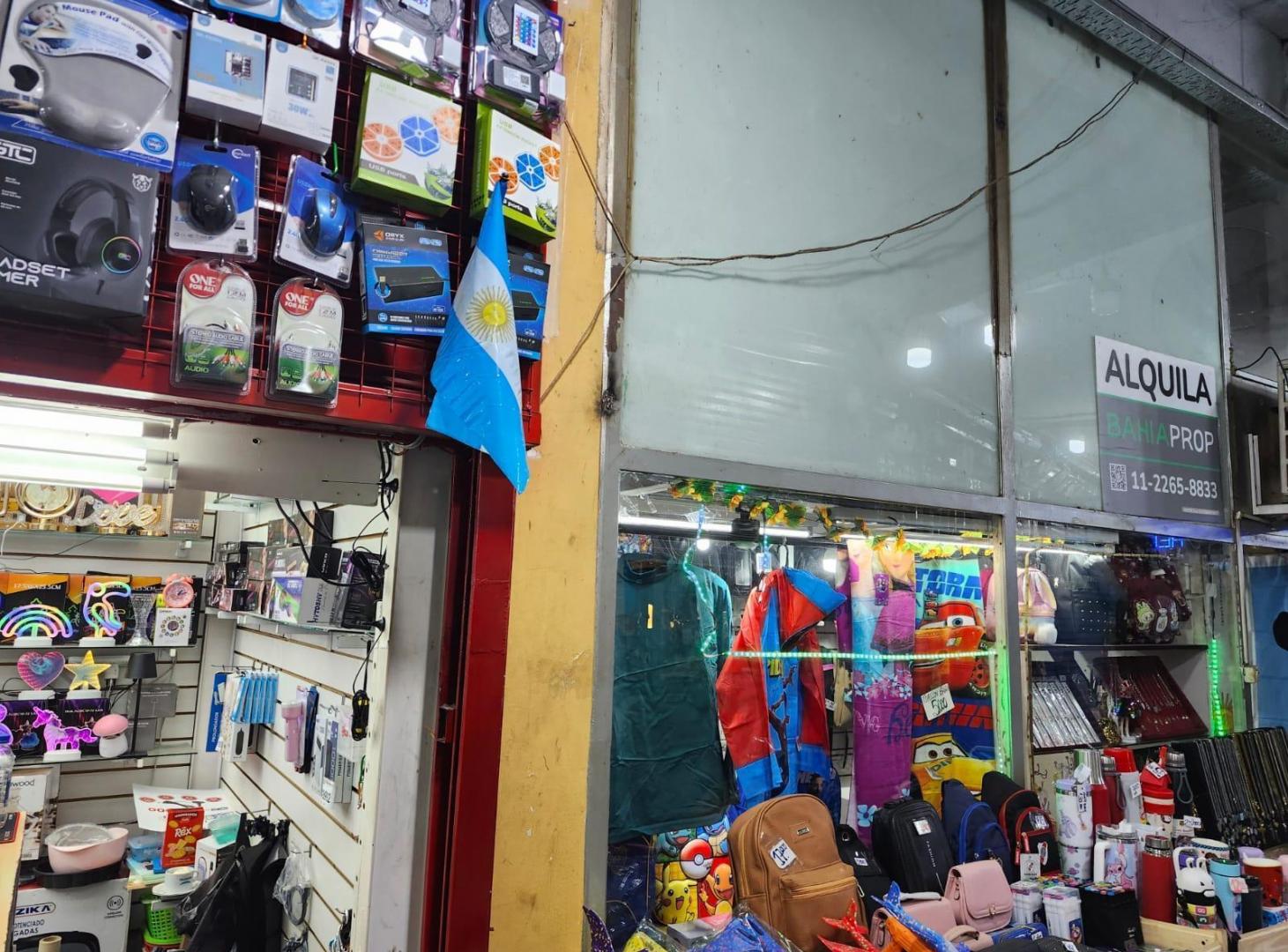 Foto de Pasteur 261 - Alquiler Local en Galeria - Balvanera, imagen 2