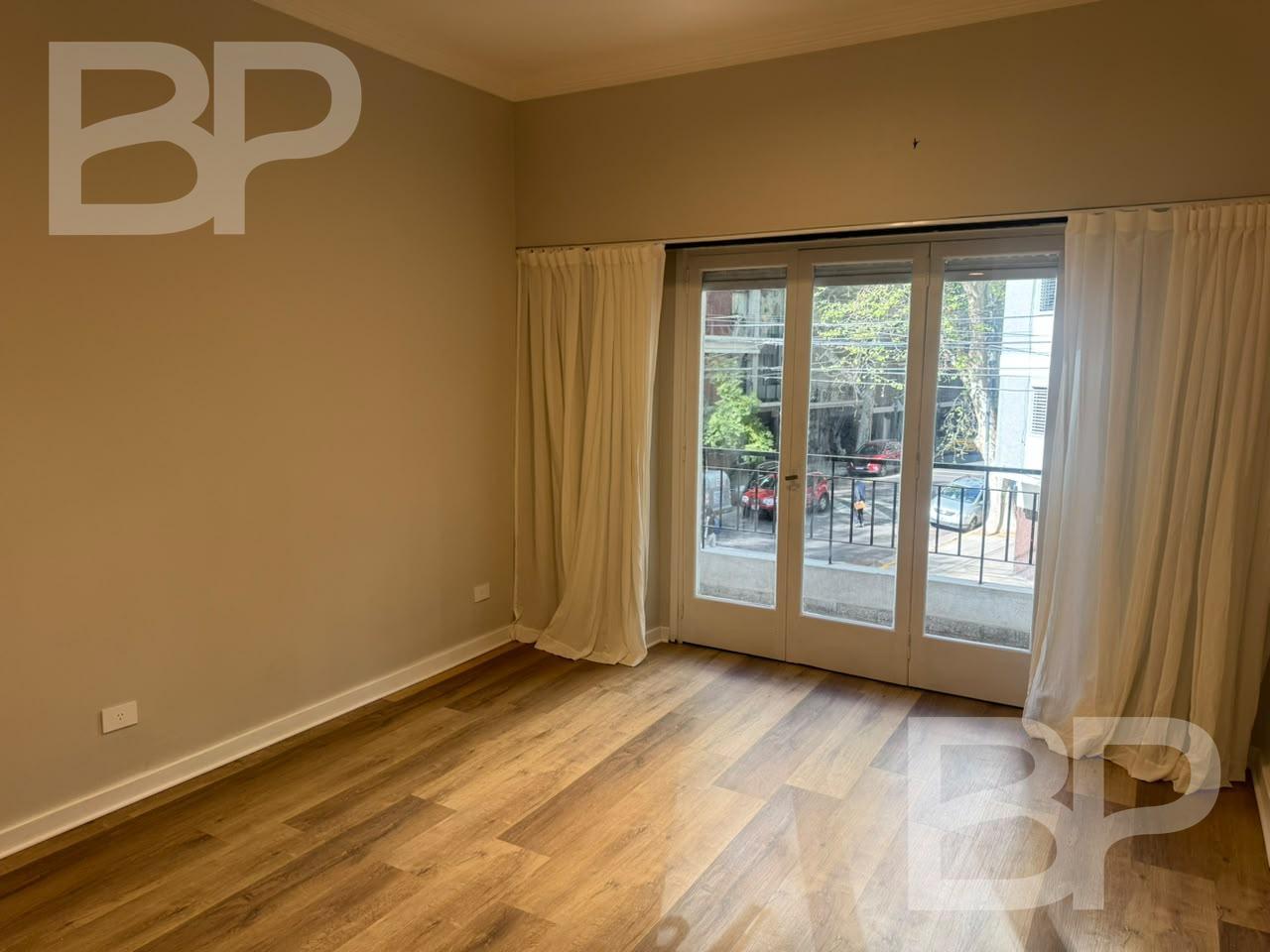 Foto de OPORTUNIDAD Departamento semipiso - 3 ambientes - Palermo, imagen 2