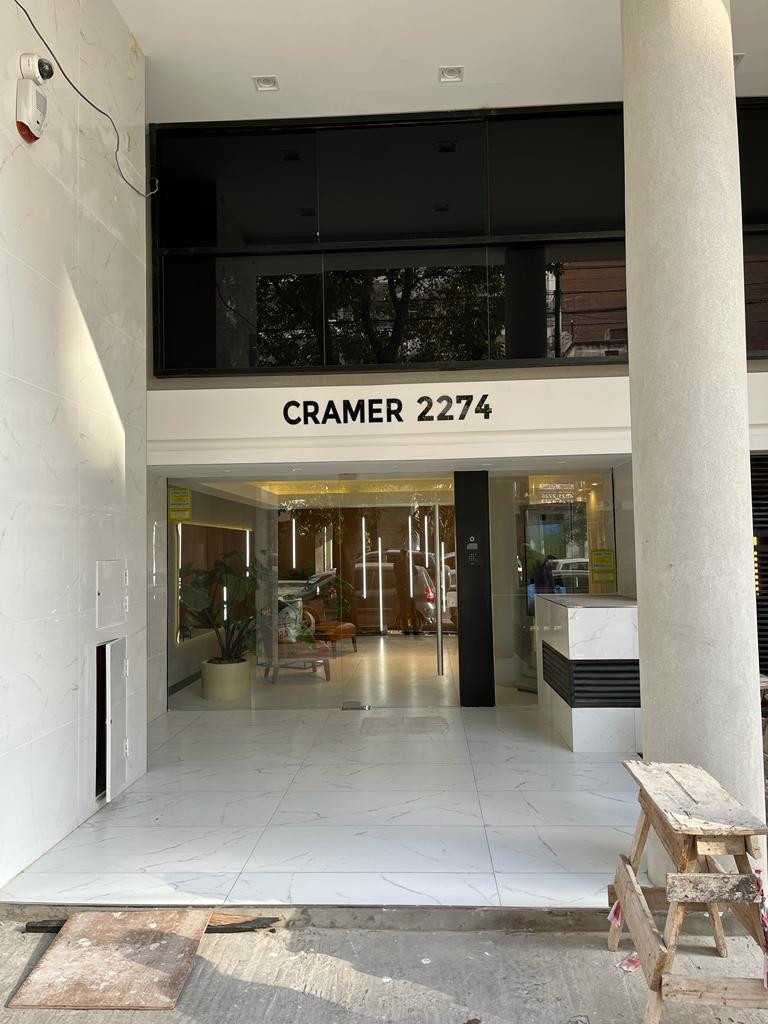 Foto de EXCELENTE DEPARTAMENTO AL FRENTE C/BALCÓN. A ESTRENAR CRAMER AL 2200, imagen 2