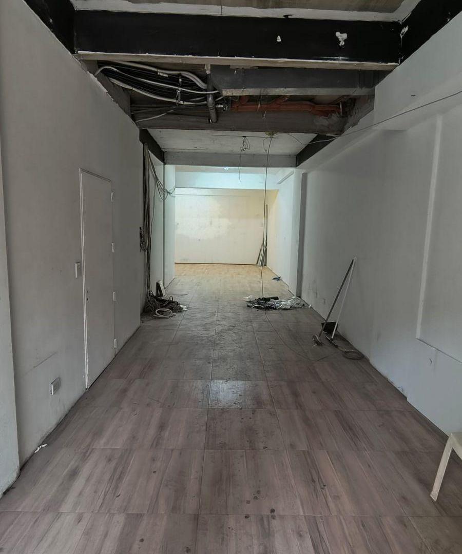 Foto de LOCAL COMERCIAL EN VENTA / ALQUILER AV. CÓRDOBA Y ANCHORENA, imagen 5