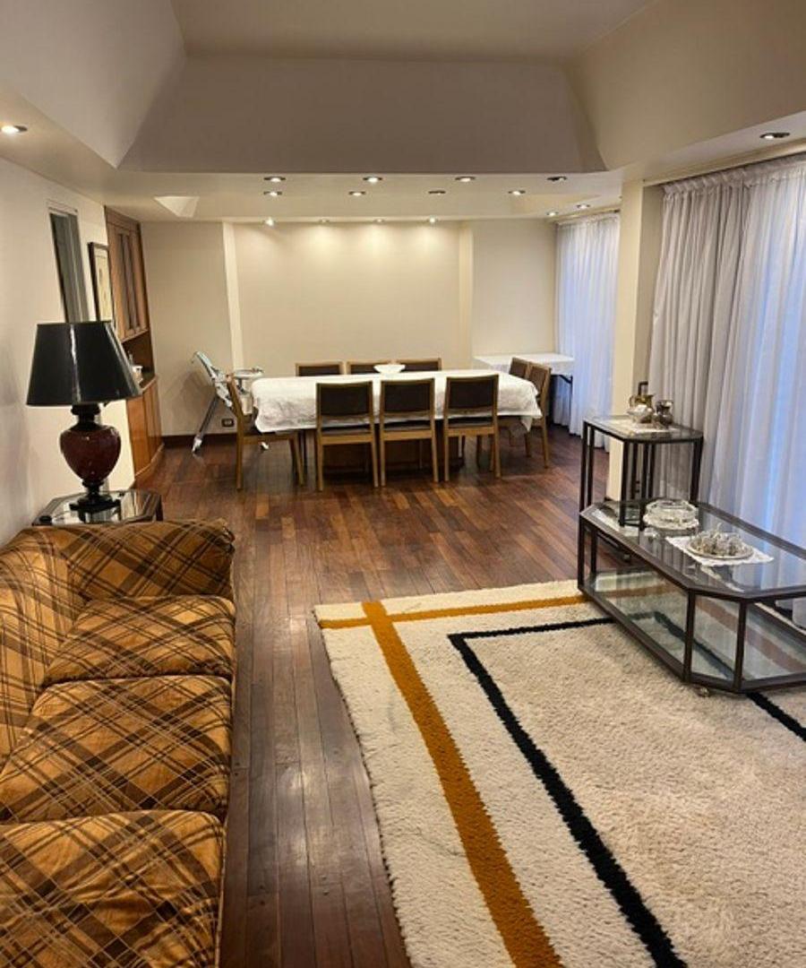Foto de AV. PUEYRREDÓN AL 900 EXCELENTE DEPARTAMENTO 5 AMB. C/DEP. 240M2 COCH, imagen 1