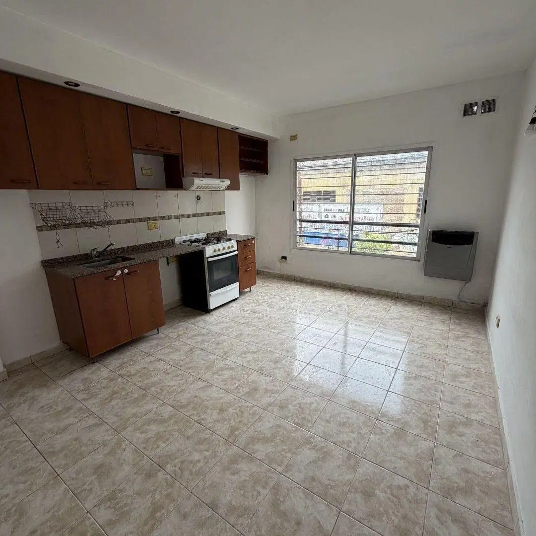 Impecable 2 amb con terraza propia 1