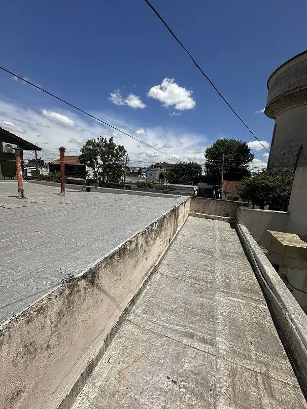 Venta de casa terreno propio zona Htal Italiano 5