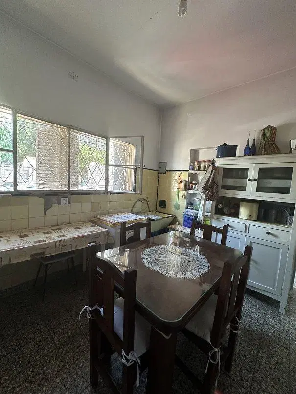 Venta de casa terreno propio zona Htal Italiano 2