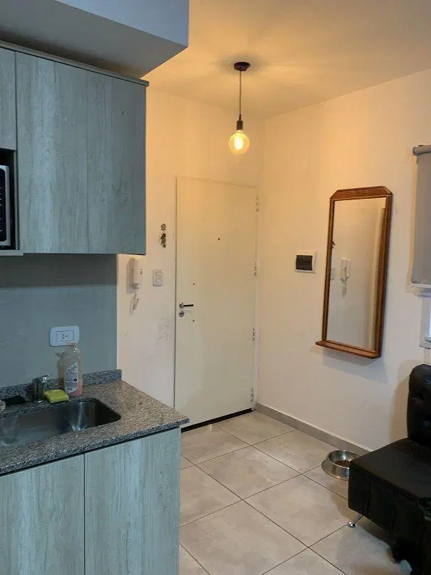 Venta monoambiente planta baja amplio ventilado 4