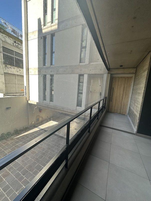 Foto de Alquiler depto 2 amb con cochera, Haedo, edif consolidado, imagen 1
