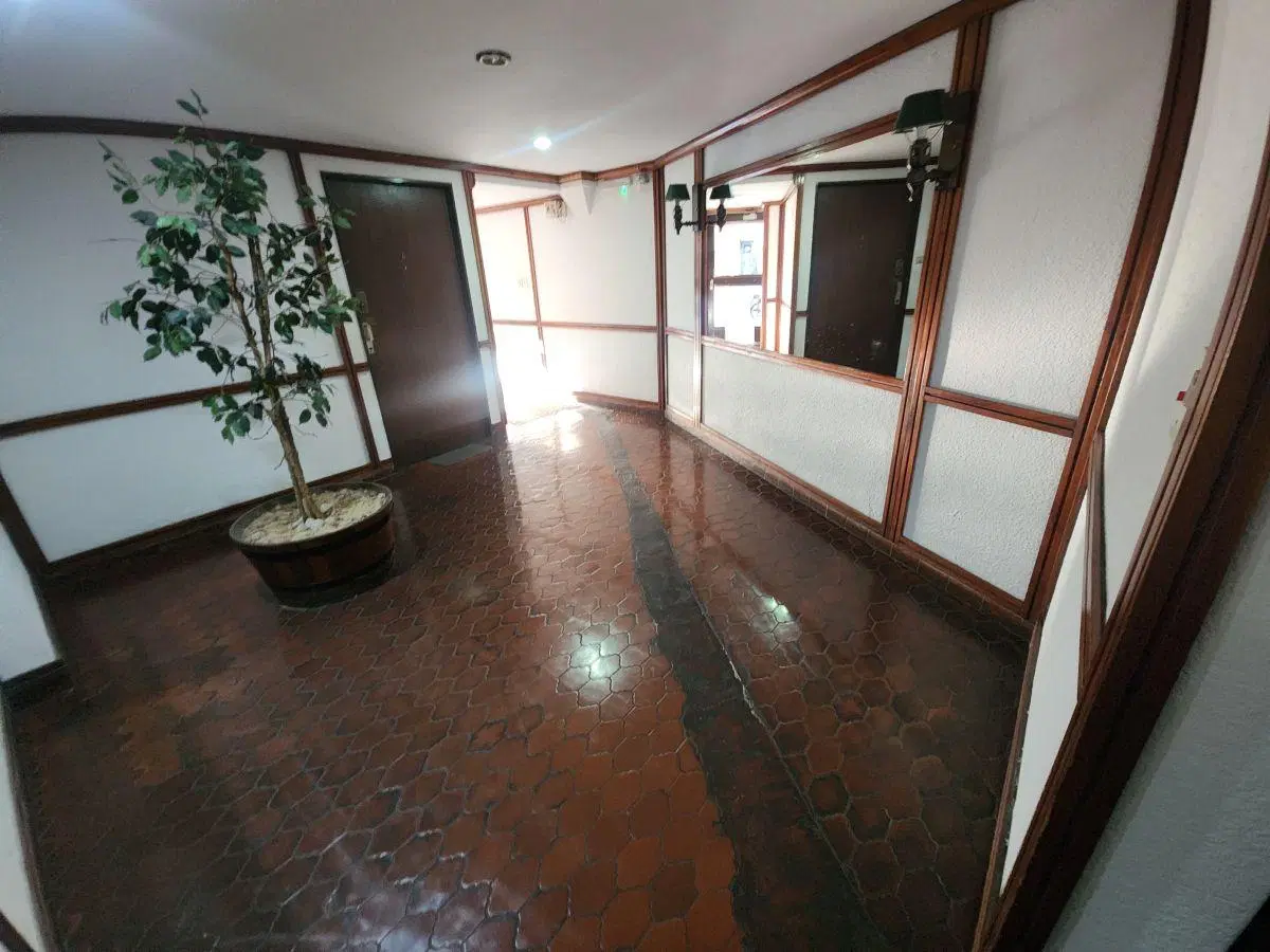 Monoambiente muy còmodo y funcional en Colegiales 29 m2 Cocina independiente Amplio Placard 2