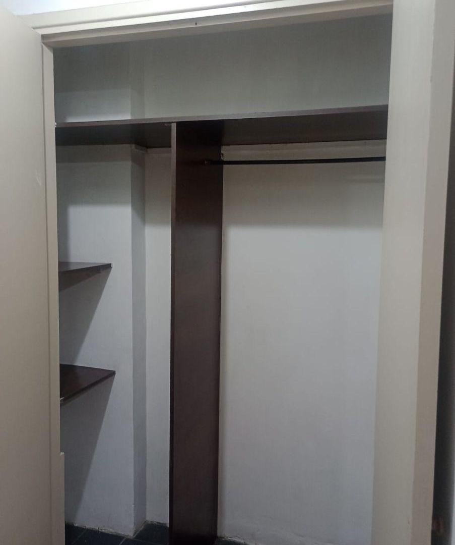Foto de DOS Ambientes en un PRIMER piso. BAJAS EXPENSAS., imagen 5