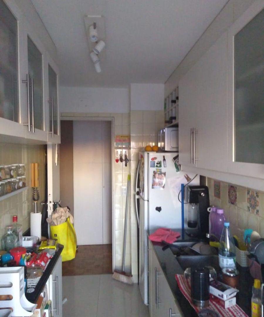 Foto de Dos ambientes actualizado, todo luz, aire y sol. Piso alto. Con cochera, imagen 2
