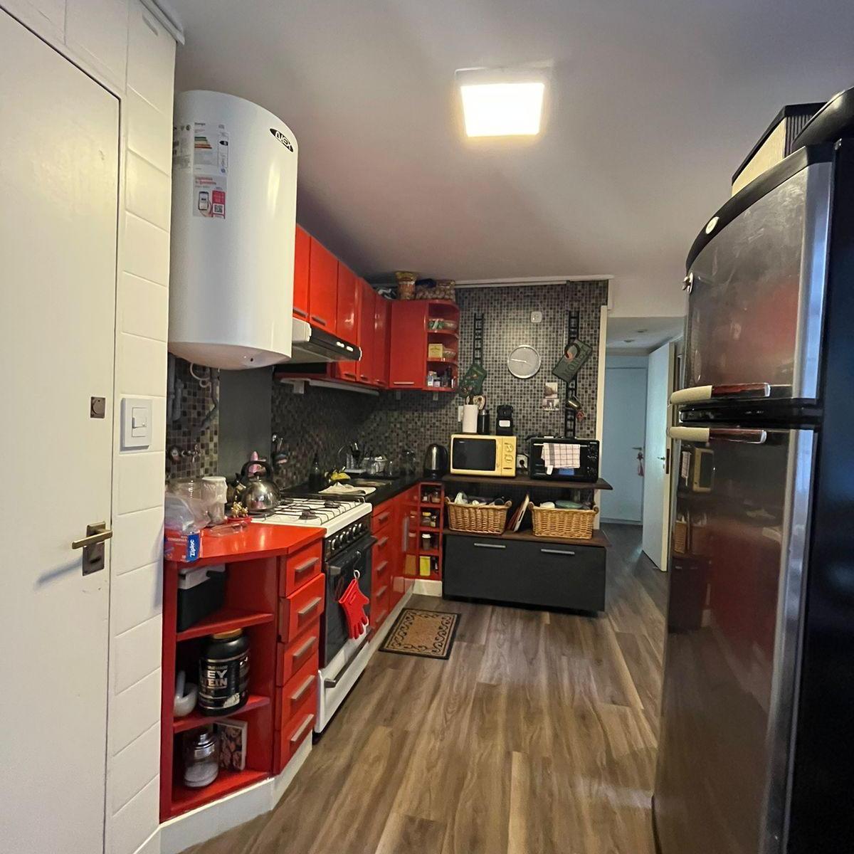 Oportunidad, Retasado! Muy Lindo Departamento 4 Ambientes en Boedo 1