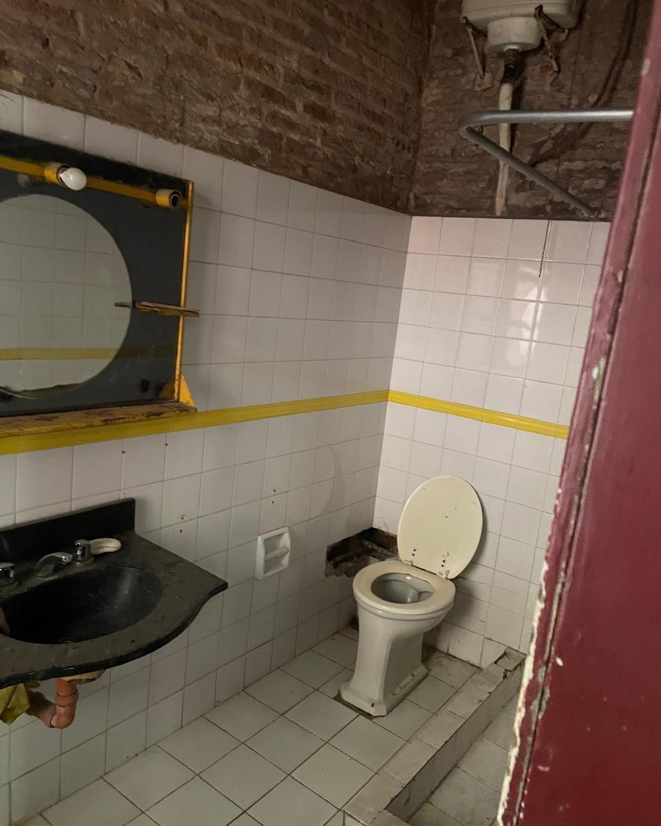 Casa Antigua a Refaccionar. Valor Terreno. 1