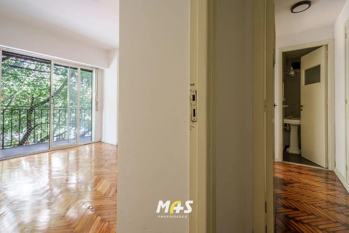 Gran 4 Amb con Dependencia en alquiler - Malabia y Corrientes - Apto Vivienda o profesional 1