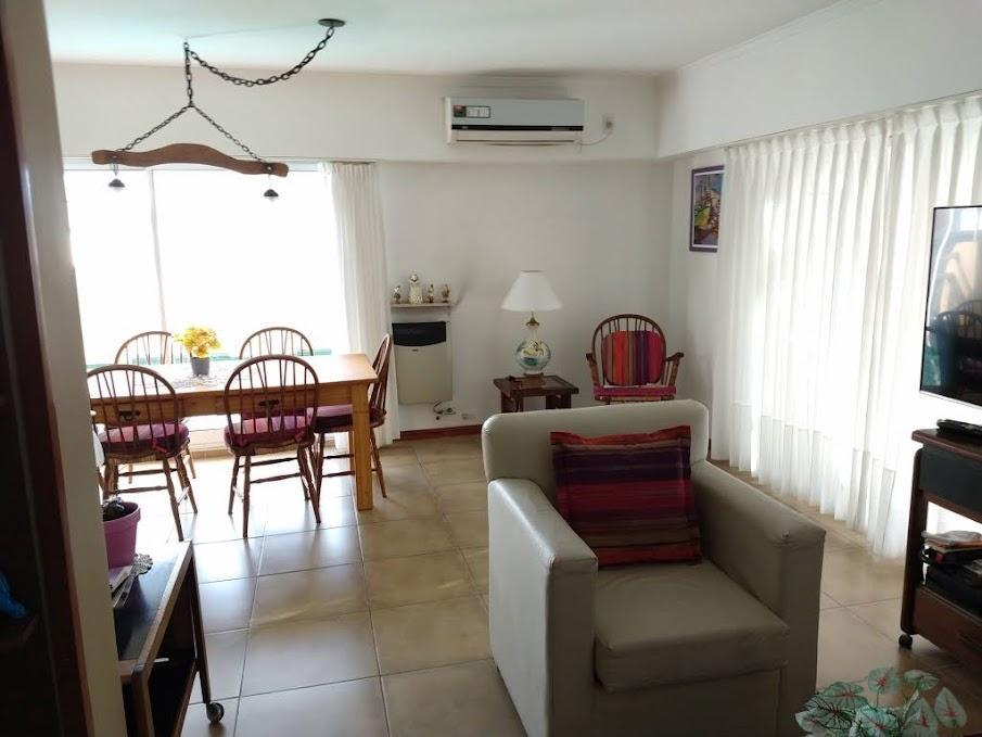 Foto de GUEMES - 4 amb. - penthouse c/ gran terraza, parrilla, cochera opc, imagen 4