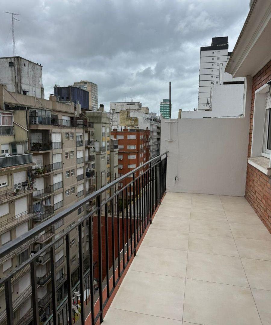 Foto de PLAZA COLON - 3 amb con dependencia. RECICLADO A NUEVO, AMOBLADO Y, imagen 1