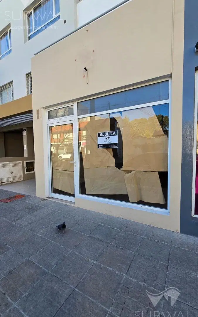 Local en Puerto Madryn 2
