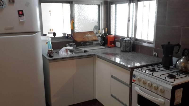 Foto de Excelente dpto, tipo casa, 3 amb reciclado a NUEVO con cochera, imagen 5