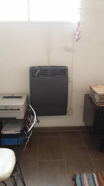Foto de Excelente dpto, tipo casa, 3 amb reciclado a NUEVO con cochera, imagen 2