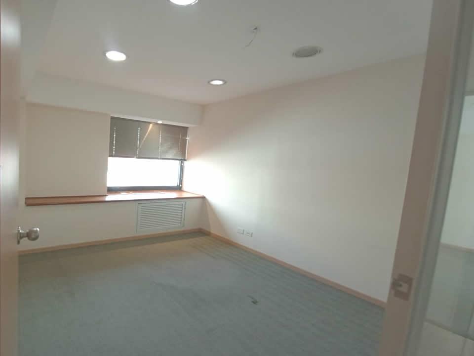 Venta Oficina World Trade Center 188 m² – Centro / Monserrat 5