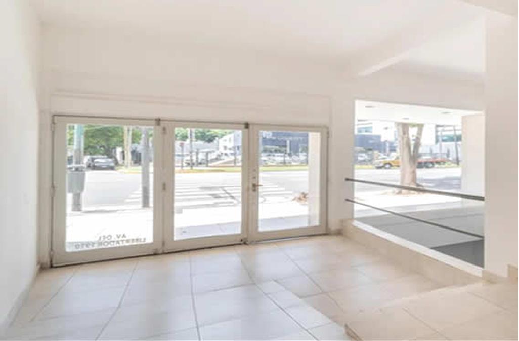 Foto de Alquiler Local 160m² | Av. del Libertador 1900 | Zona Premium Vicente, imagen 1
