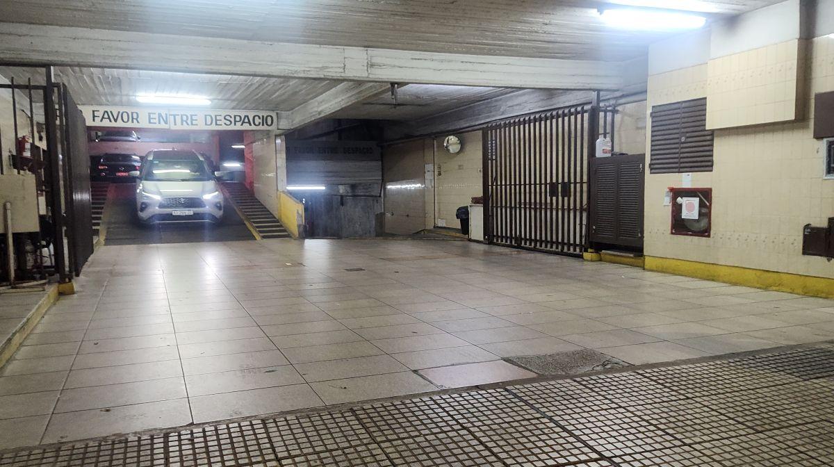 Foto de Alquiler Cochera Belgrano - Amenabar 2100 - Amplia - Seguridad, imagen 4