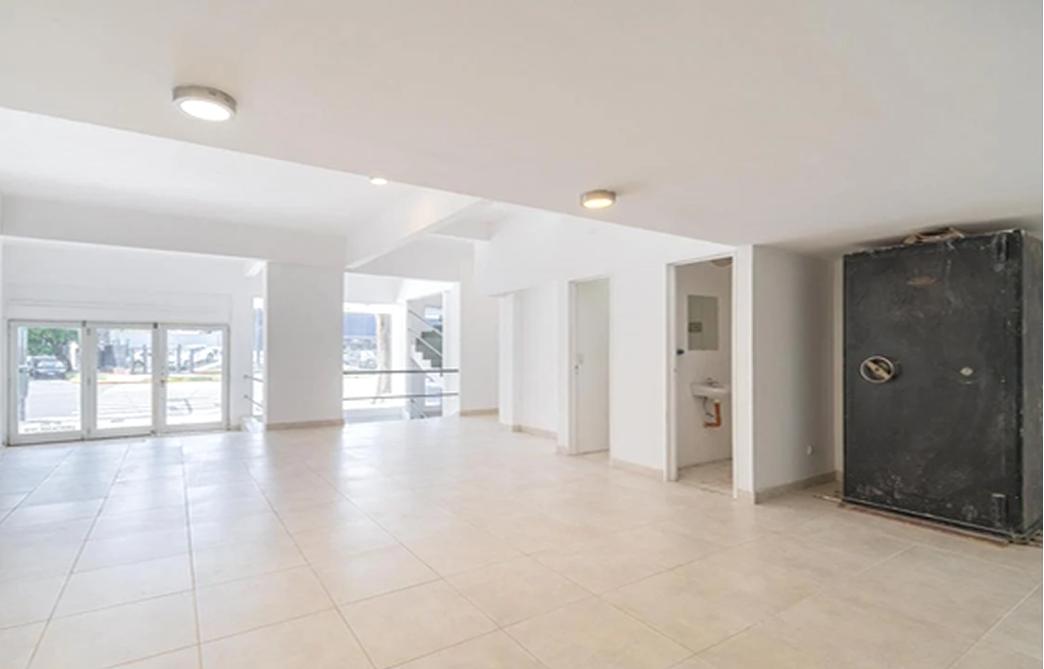 Foto de Alquiler Local 310 m² | Av. del Libertador 1900 | Zona Premium Vicente, imagen 1