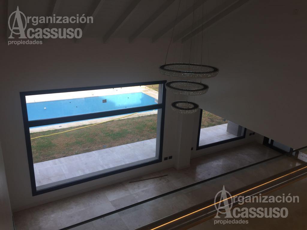 Foto de Casa en Venta - Village Country Club - Pilar, imagen 3