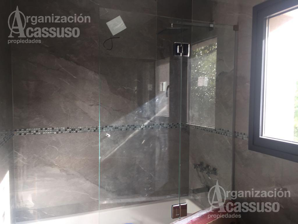 Foto de Casa en Venta - Village Country Club - Pilar, imagen 1