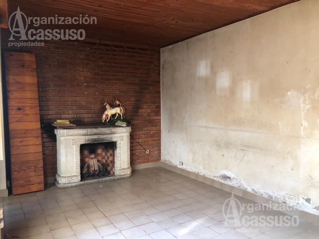 "A RECICLAR" - Venta PH en Béccar