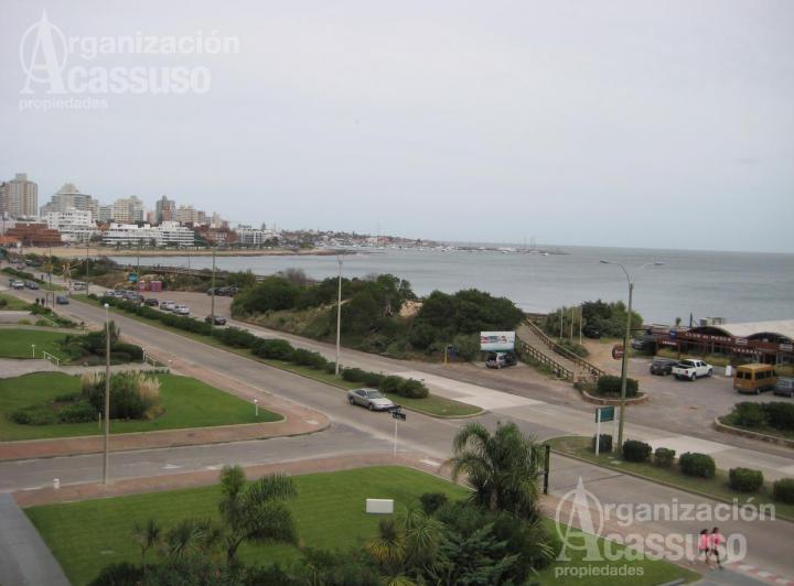 Punta del Este - Departamento Parada 3 Playa Mansa 2 dormitorios 2 baños garage MAR 3