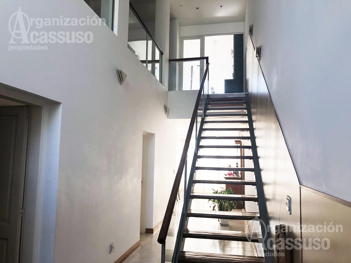 Foto de Casa en Venta - Lomas de San Isidro, imagen 3