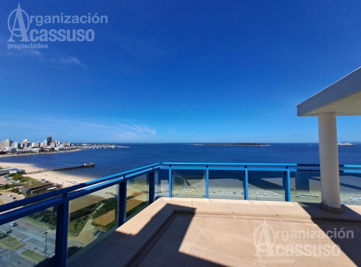 Pent house Playa Mansa 4 dormitorios suites piscina parrillero gym amenities 3 cocheras 2