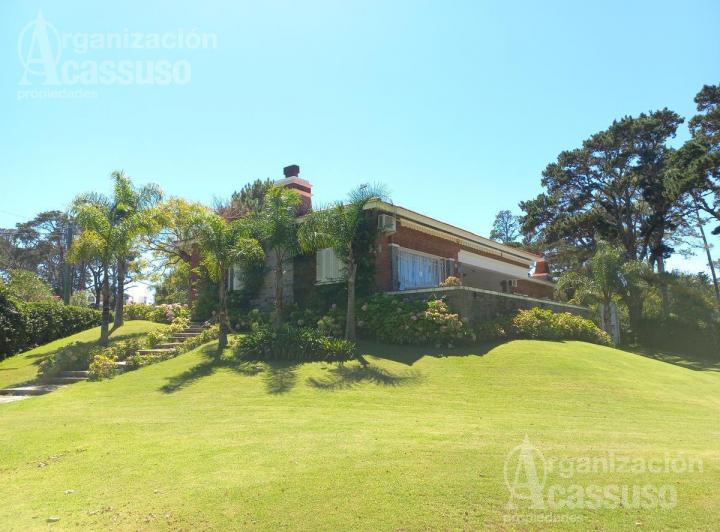 Punta del Este Casa 10 Dormitorios 10 baños playroom piscina barbacoa padle 4568 m2 terreno 1