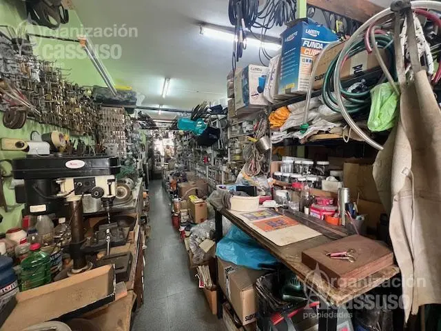 Local en Alquiler - San Isidro 4