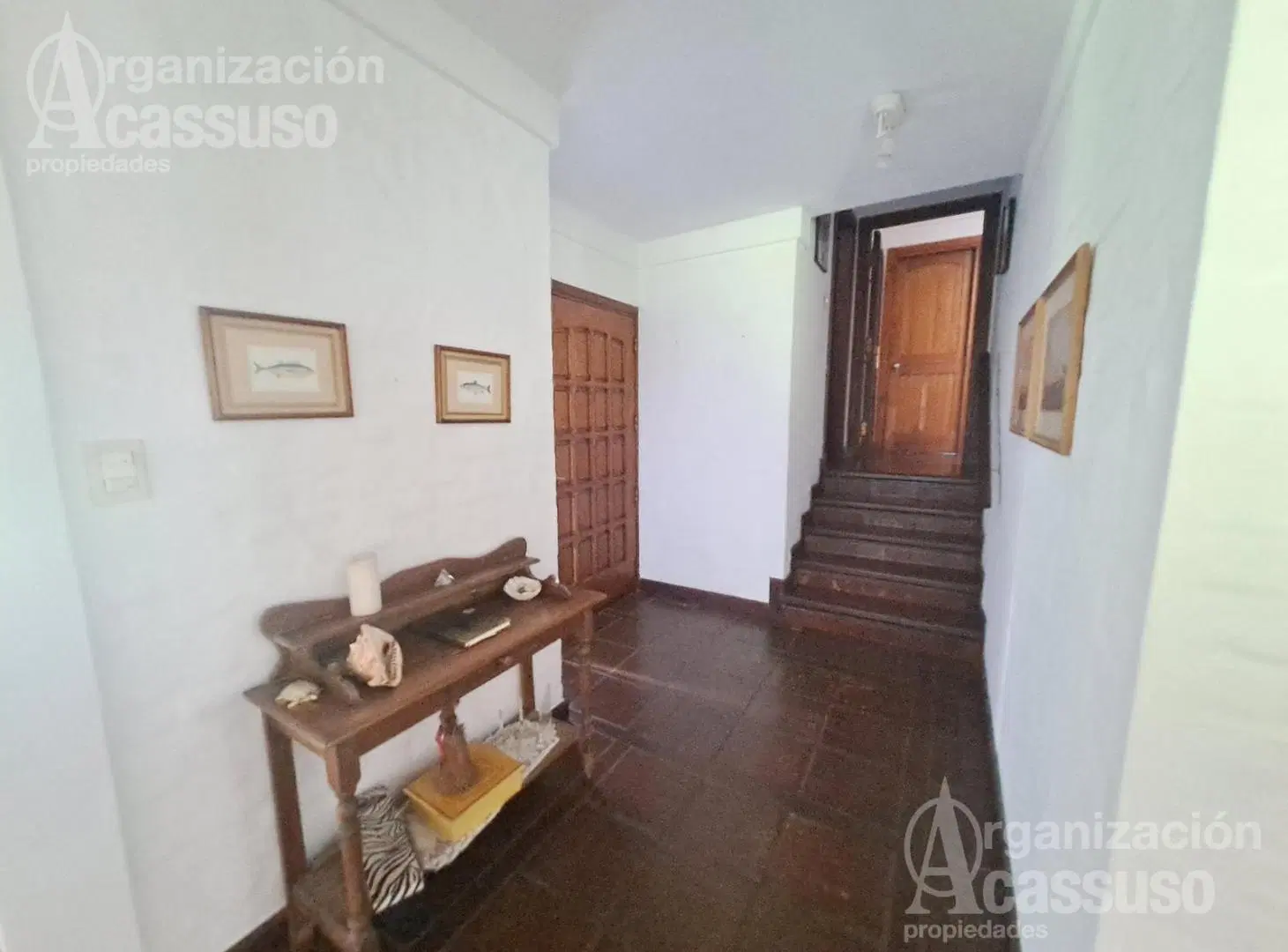 Casa en Solanas 4 dormitorios 3 baños piscina jardin dependencia 3288 m2 terreno 195 m2 cubiertos 2