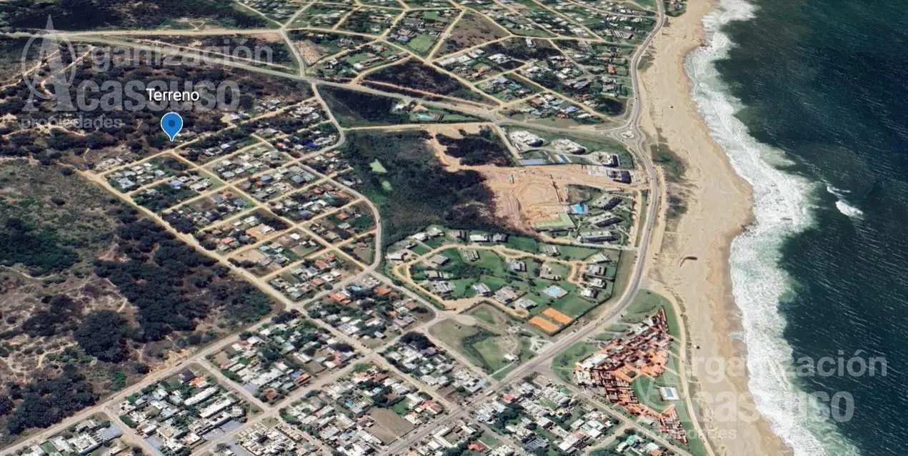 Terreno en Manantiales 2