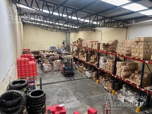 Galpón Venta con RENTA - San Isidro 2