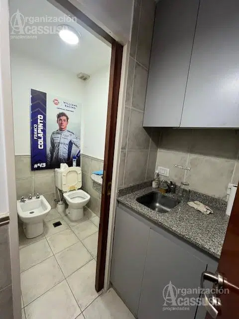 Galpón Venta con RENTA - San Isidro 8