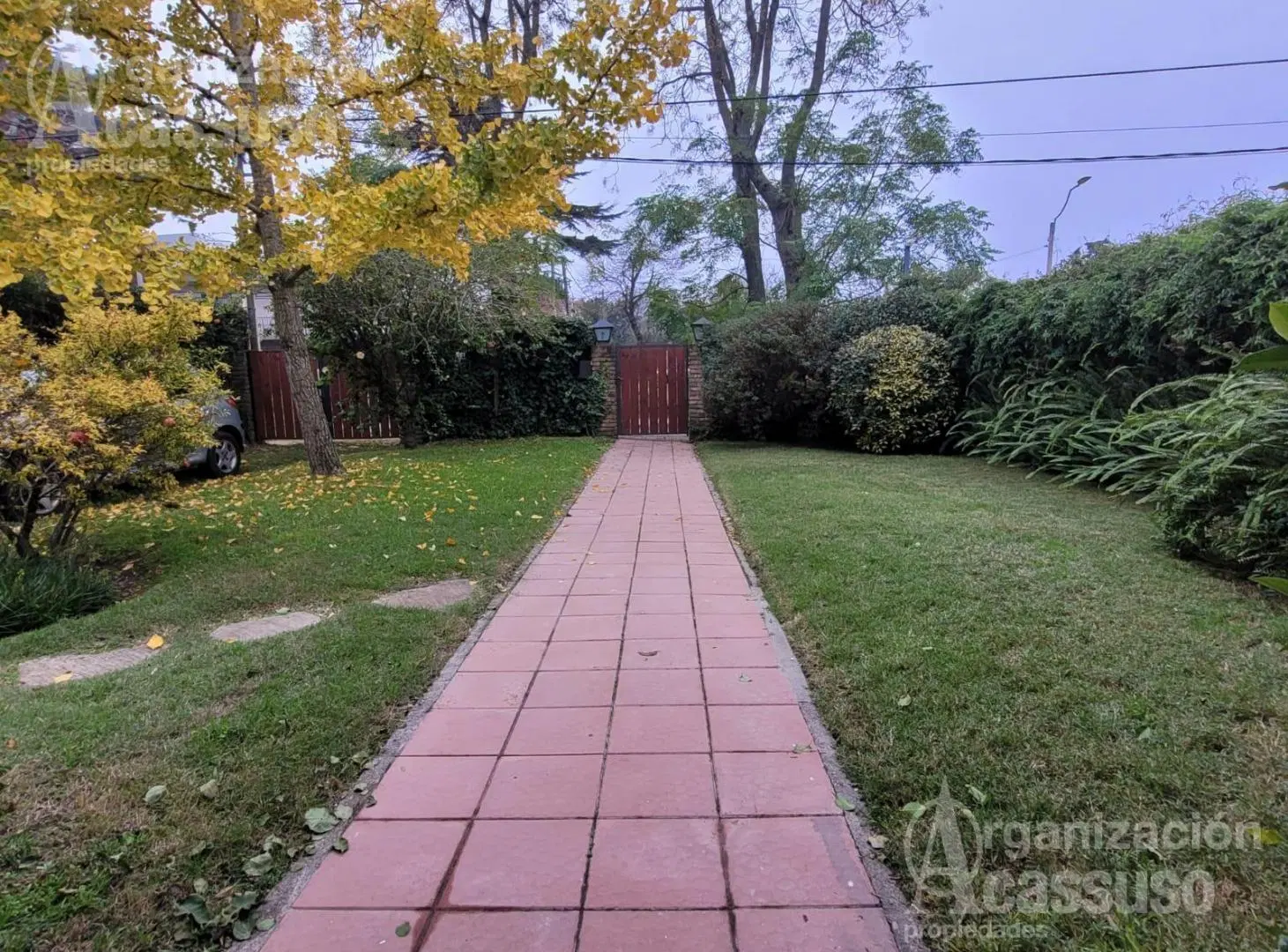 Casa Carrasco Sur 4 dormitorios jardin lugar varios autos zona colegio Woodlands y Lawn Tenis 8