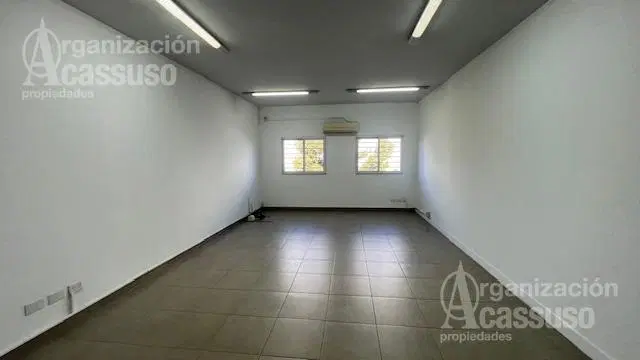 OFICINA en Alquiler - San Isidro 8